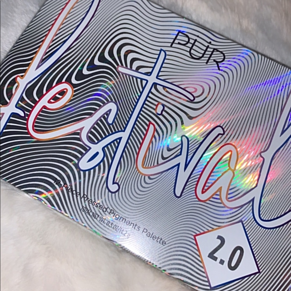 Eyeshadow pallet